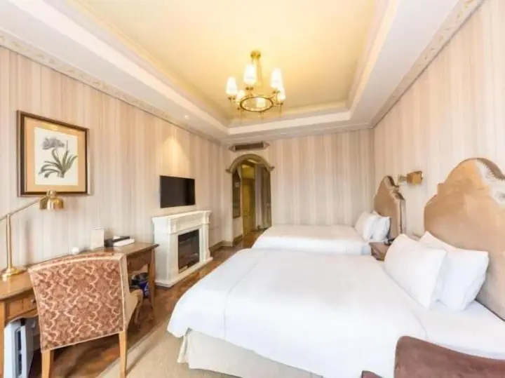 Ухань: Harvest International Hotel