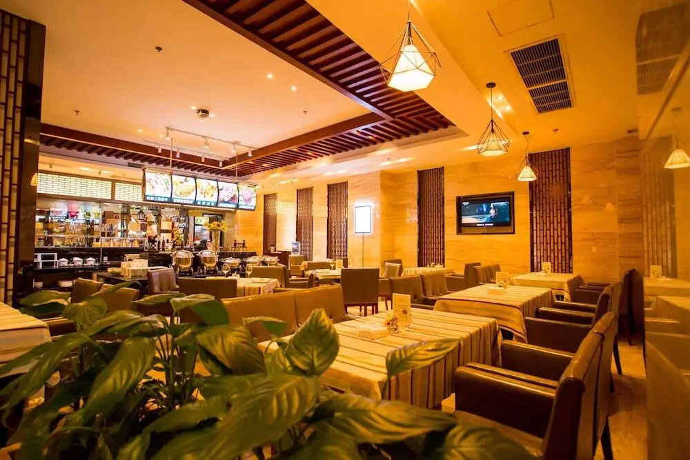 Shanshui Trends Hotel (Chengdu Longquanyi) — фото 1