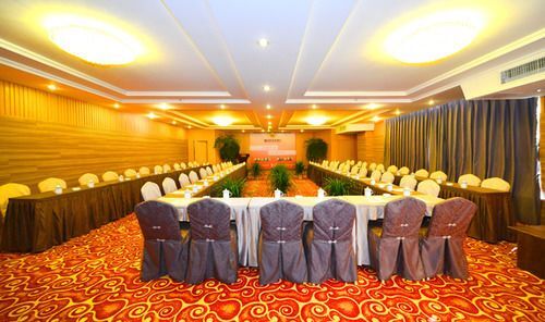Чэнду: Yijia Chain Hotel Chengdu Yongfeng