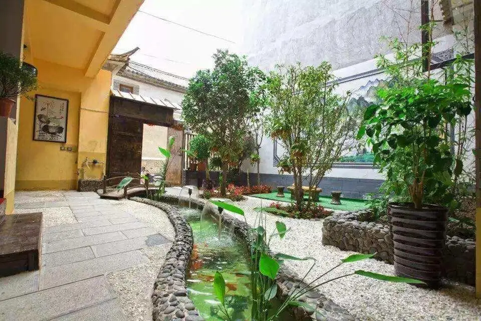 Дали: Ru Yi Ping An Hostel