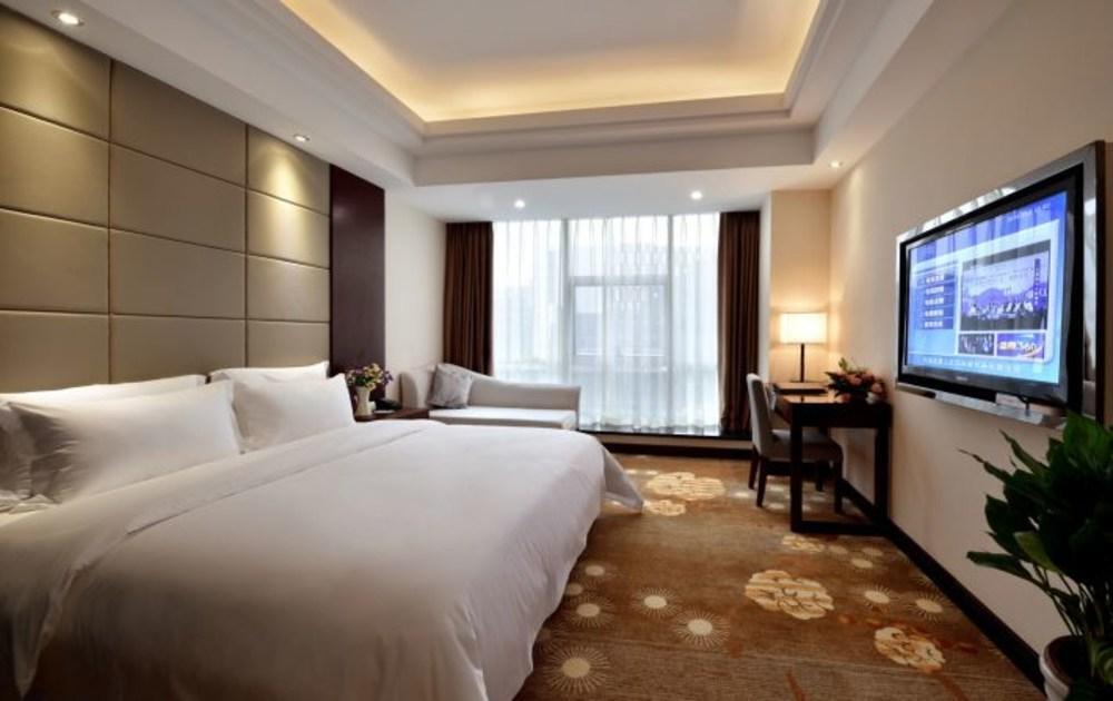 Чэнду: Howdy Smart Hotel Women Shoe City Branch