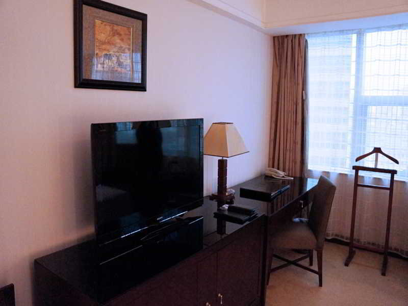 Baoan Hotel — фото 1