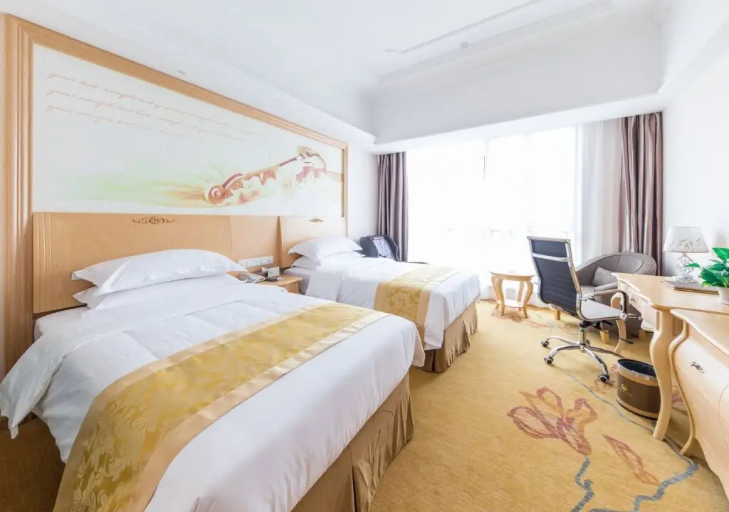 Шанхай: Royale international hotel