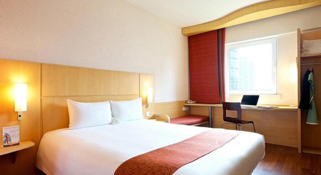 Далянь: Hotel Ibis Dalian Sanba