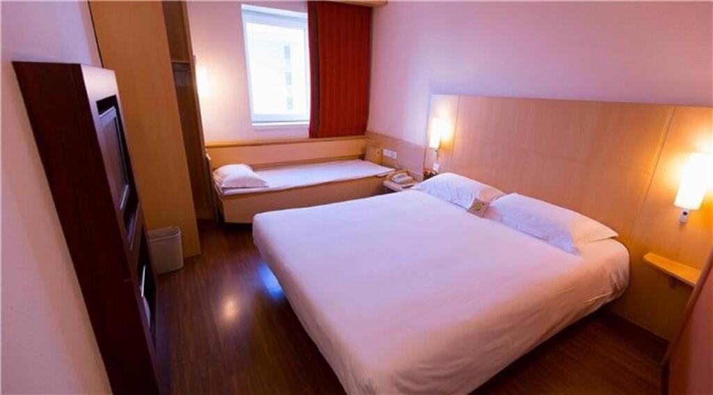 Далянь: Hotel Ibis Dalian Sanba