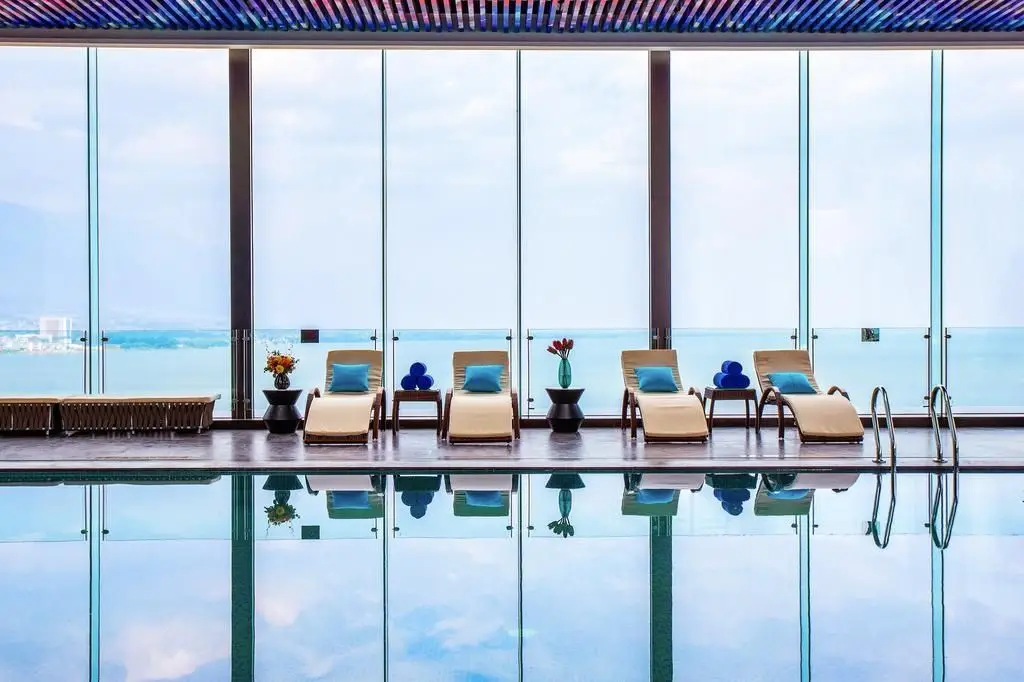 Дали: Hotel Indigo Dali Erhai