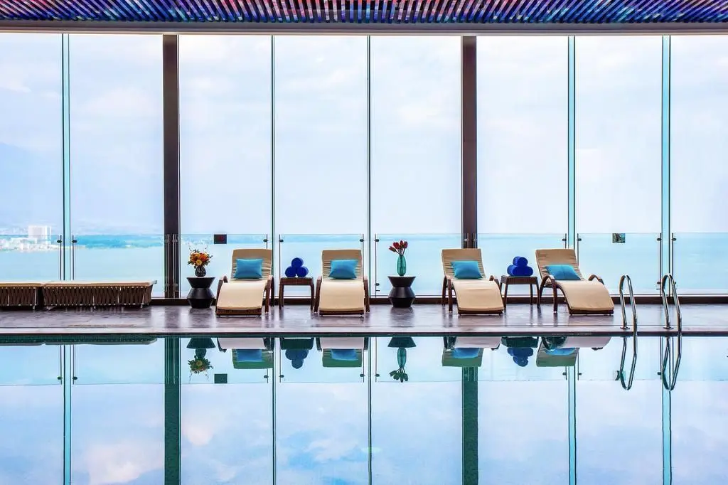 Дали: Hotel Indigo Dali Erhai