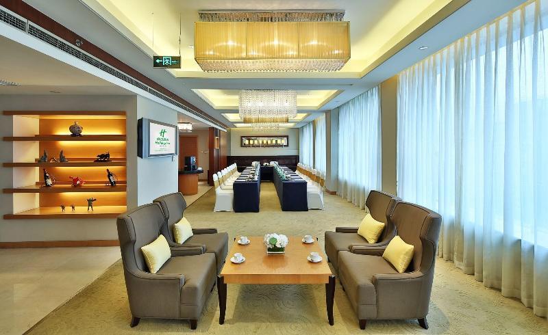 Чэнду: Holiday Inn Chengdu Century City Easttower & Westtower