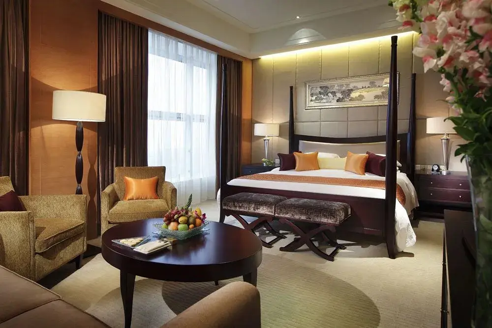 Чэнду: Holiday Inn Chengdu Century City Easttower & Westtower