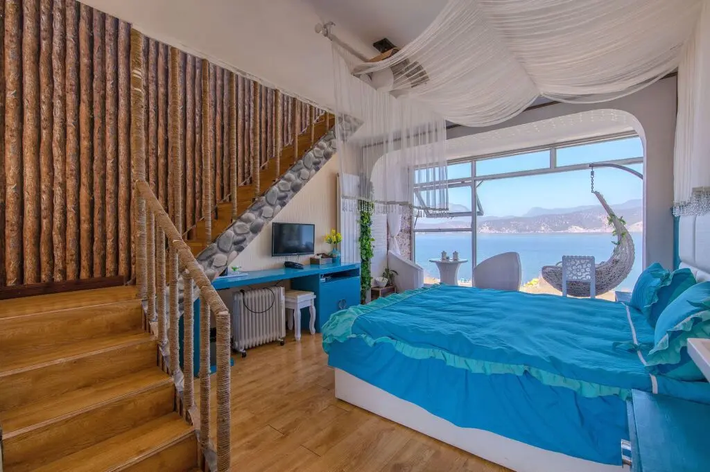 Лицзян: Lugu Lake Qingfengyang Resort Hotel