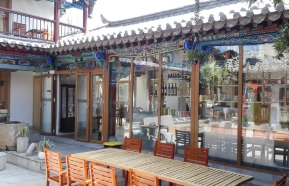 Chuxiong Courtyard China Theme Hostel — фото 1