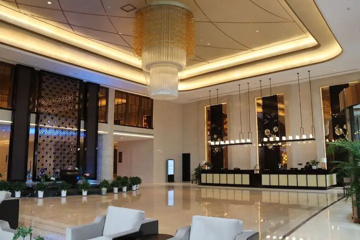 Баодин: Zhuo Run Hot Spring Jian Guo Hotel