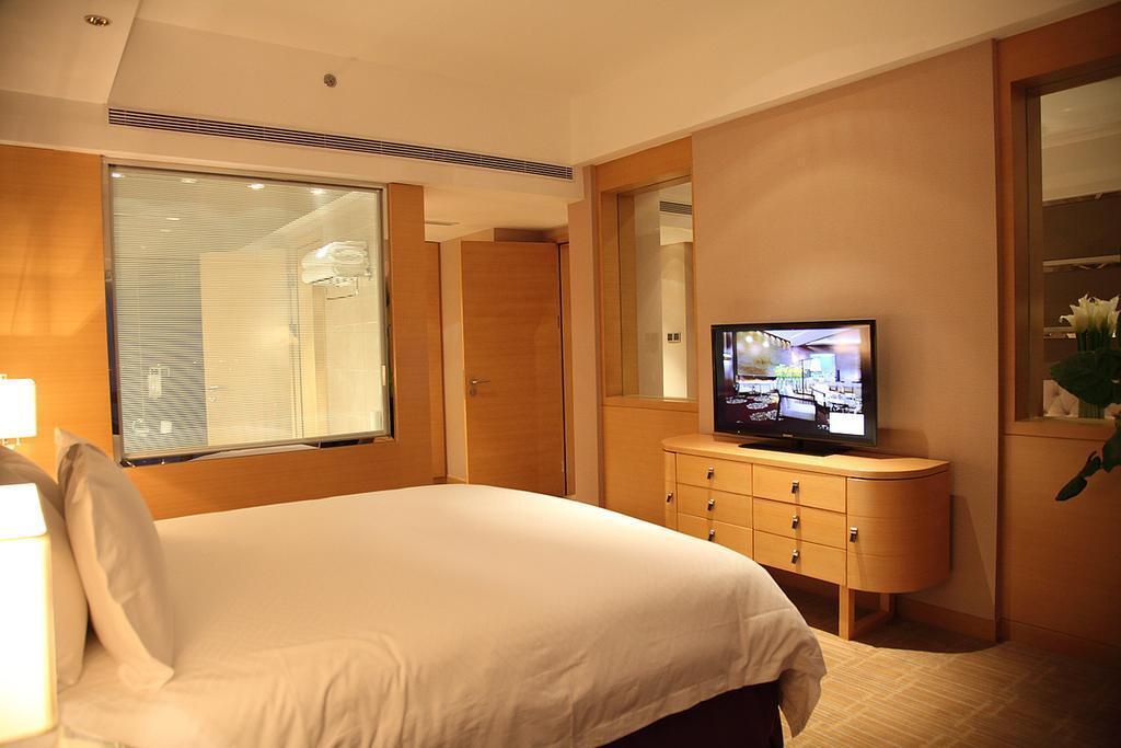 Шанхай: Shanghai Hongqiao Airport Boyue Hotel - AirChina