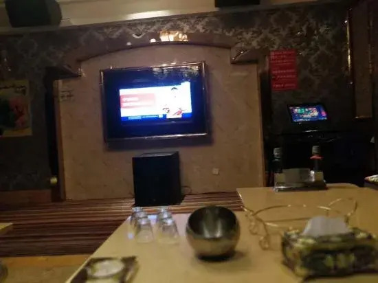 Цзиньхуа: Joy Wanjia Hotel (Wuyi Mould City Jiayuan Plaza)