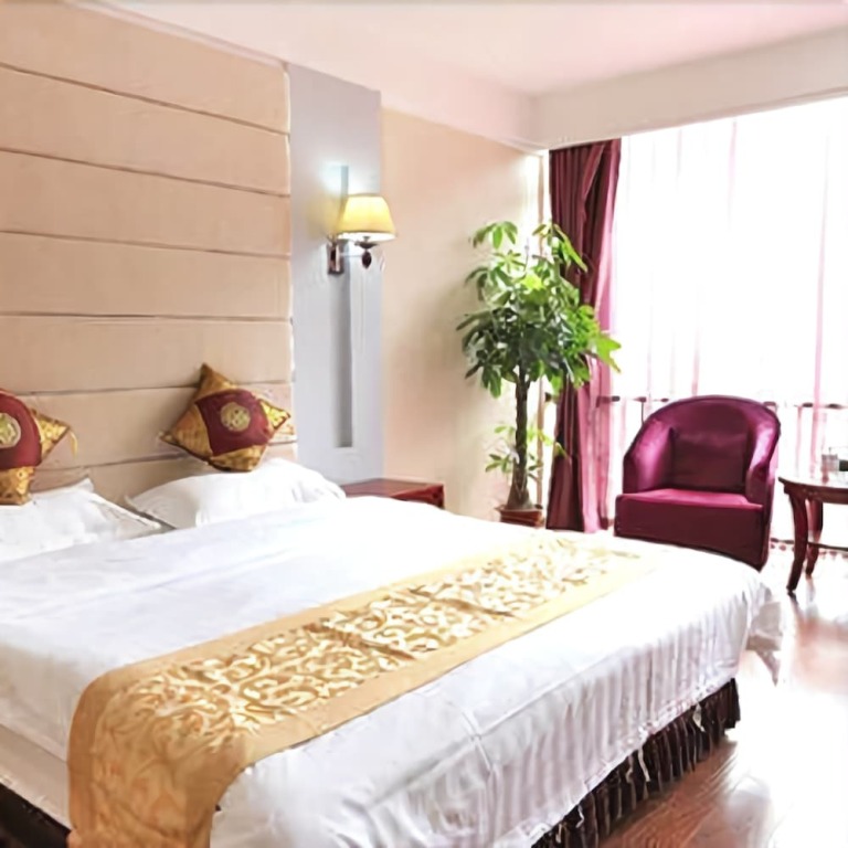 Чэнду: Blue Coast Hotel