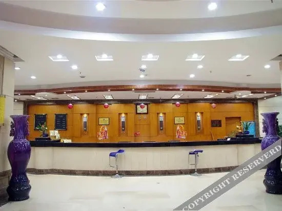 Чжэнчжоу: 郑州西湖明珠大酒店
