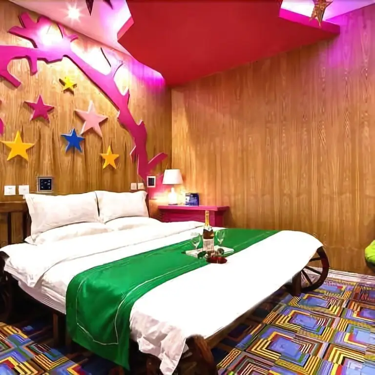 Пекин: Pin'ai Theme Hotel
