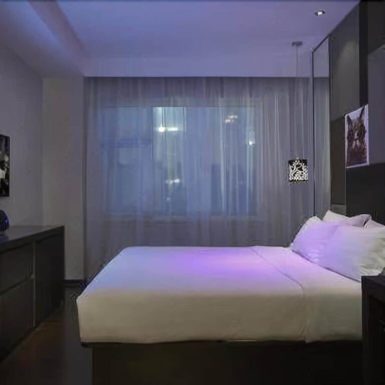 Тайюань: Orange Hotel Select