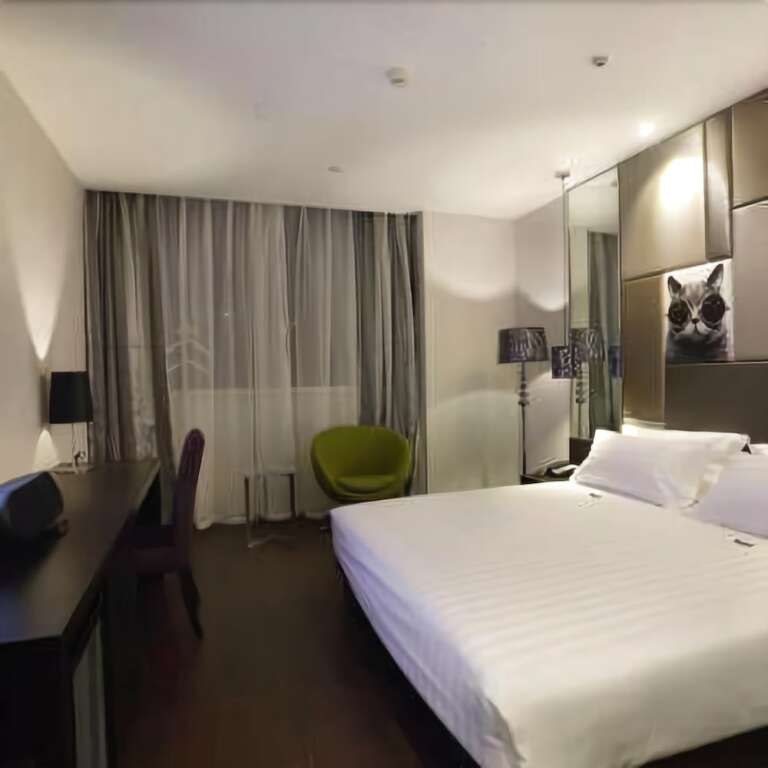 Тайюань: Orange Hotel Select