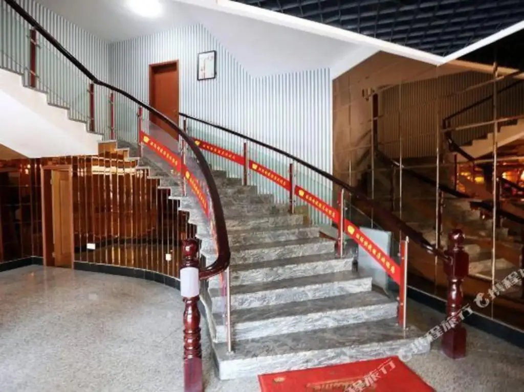 Zuma Inn — фото 1