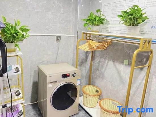 Юньфу: Jun Hotel Guangxi Wuzhou Changzhou District Fengye Garden