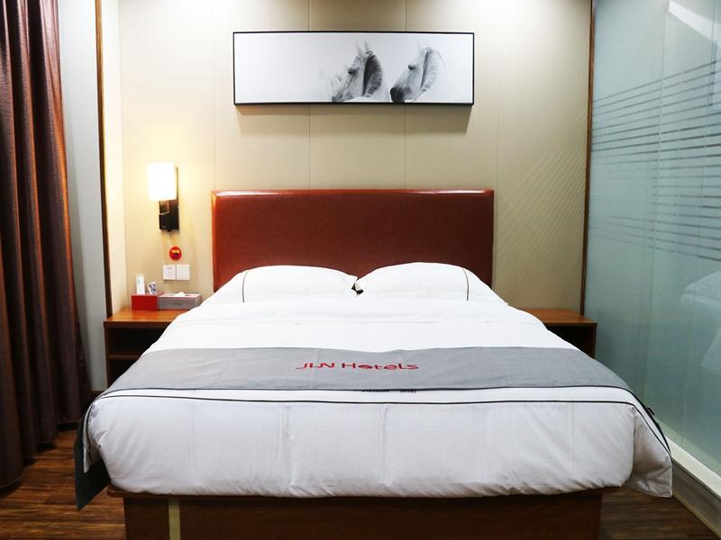 Юньфу: Jun Hotel Guangxi Wuzhou Changzhou District Fengye Garden