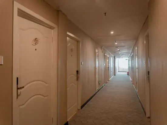 Пиндиншань: Weiou Hotel (Pingdingshan Zhongxing Road)