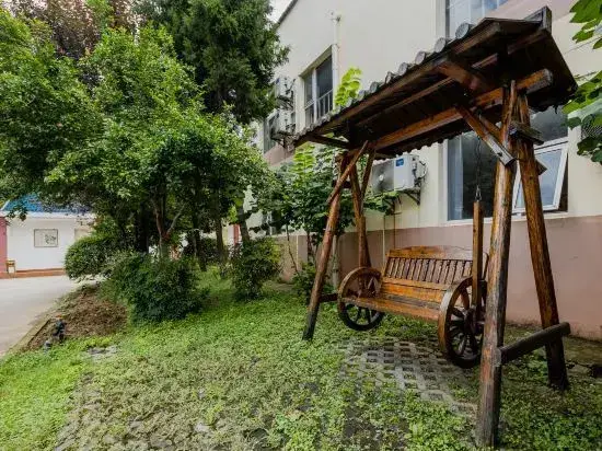 Нанкин: Homeinn Hotel (Nanjing South Railway Station Shengtai West Road Cuipingshan Subway Station)