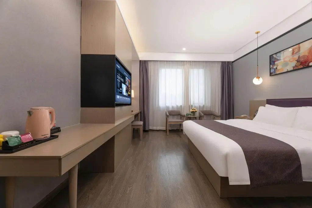 Цзясинь: GYA Hotel (Tongxiang Century Avenue)
