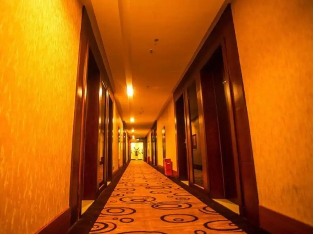 Мэйшань: Oasis Hotel (Meishan East Station)