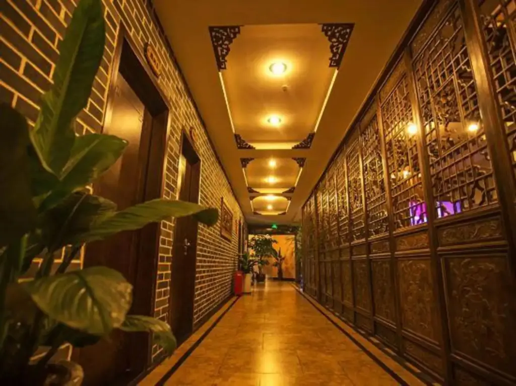 Мэйшань: Oasis Hotel (Meishan East Station)