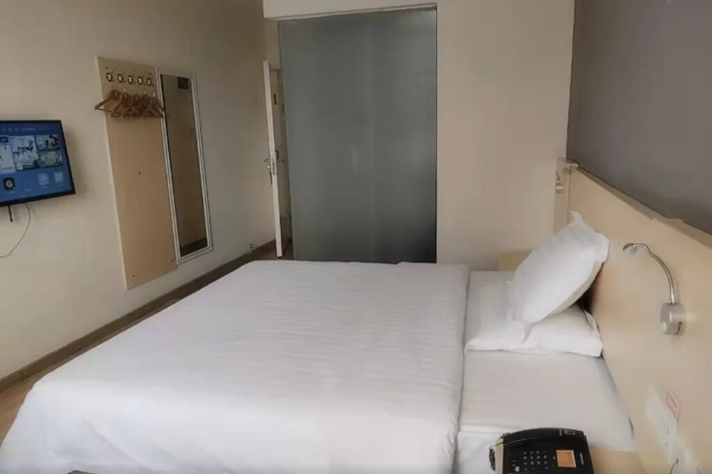 Гуанчжоу: 7 Days Inn Guangzhou South Railway Station Huijiang Subway Station