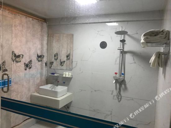 Цзаочжуан: Xinquan Business Hotel