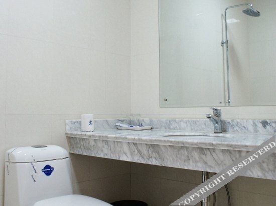 Цзаочжуан: Xinquan Business Hotel
