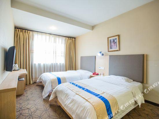 Гуанъюань: Meiyijia Business Hotel (Guangyuan Pingqiao Qintai Square Food Street)