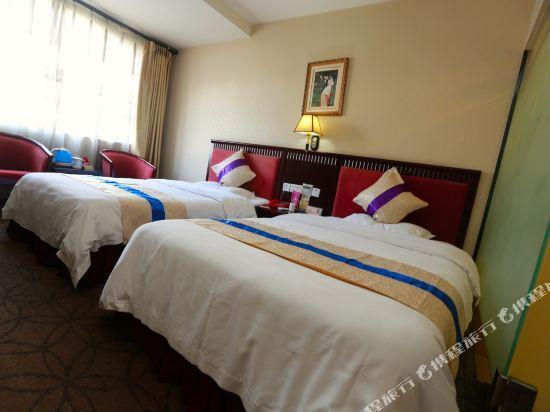 Гуанъюань: Meiyijia Business Hotel (Guangyuan Pingqiao Qintai Square Food Street)