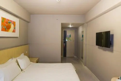 Тайчжоу: Jingjiang Inn Select Taizhou Jiangyan Bus Terminal