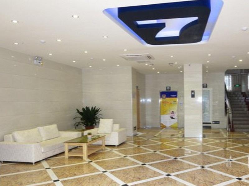 7Days Inn Hotel (Longyan Railway Station Zhongshan Road Pedestrian Street) — фото 1