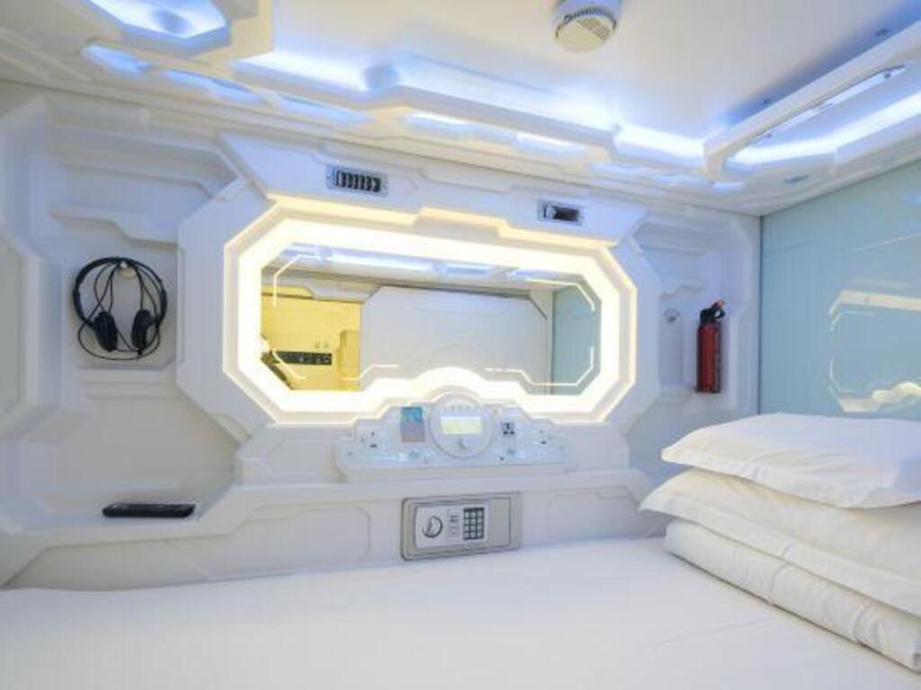 Shenzhen Xinchao Capsule Cabin Hotel — фото 1