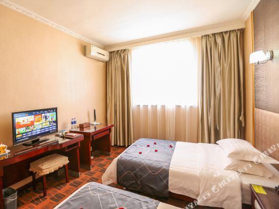 Baishichang Express Hotel (Urumqi Kunlun Road) — фото 1