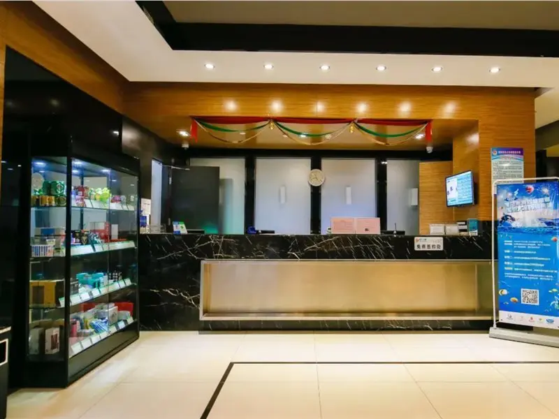Тяньцзинь: Jinjiang Inn Select Hotel (Tianjin Tanggu Subway Station Zhongxin North Road)