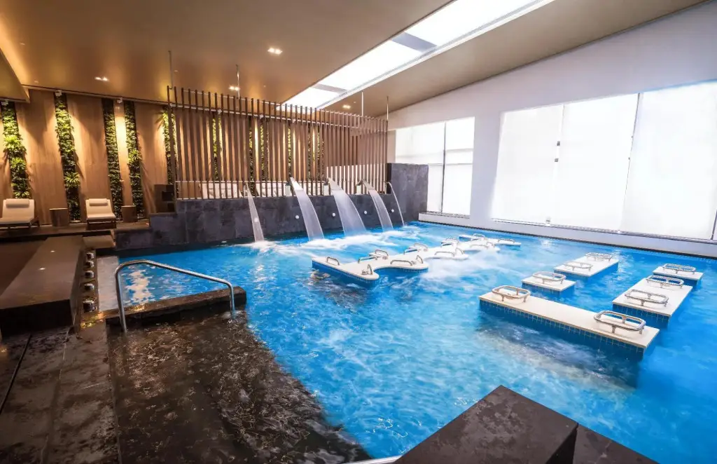 Фучжоу: Minggu Spa & Club