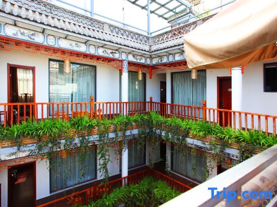 Дали: Chengnan Gushi Boutique Hostel