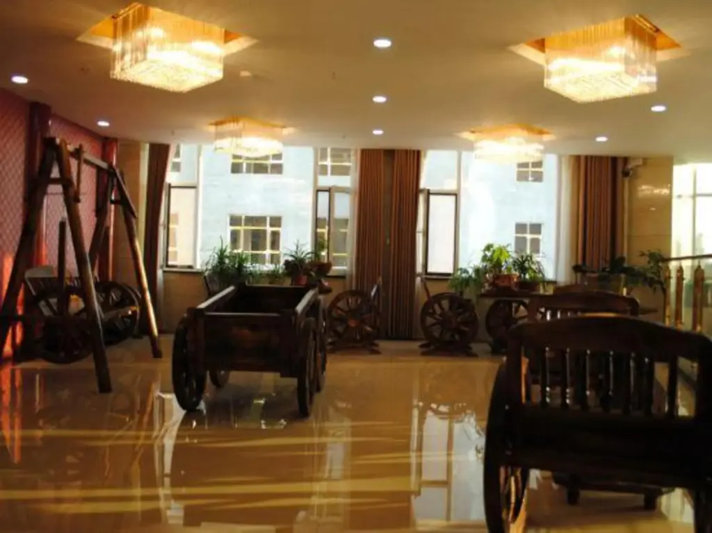 Цинтунся: Shixing Hotel