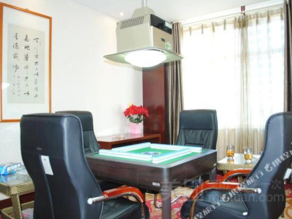 Цинтунся: Shixing Hotel