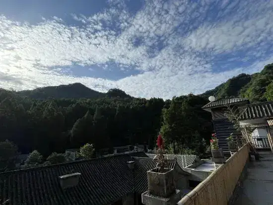 Чэнду: Qingcheng Houshan Landscape Heyuan Homestay