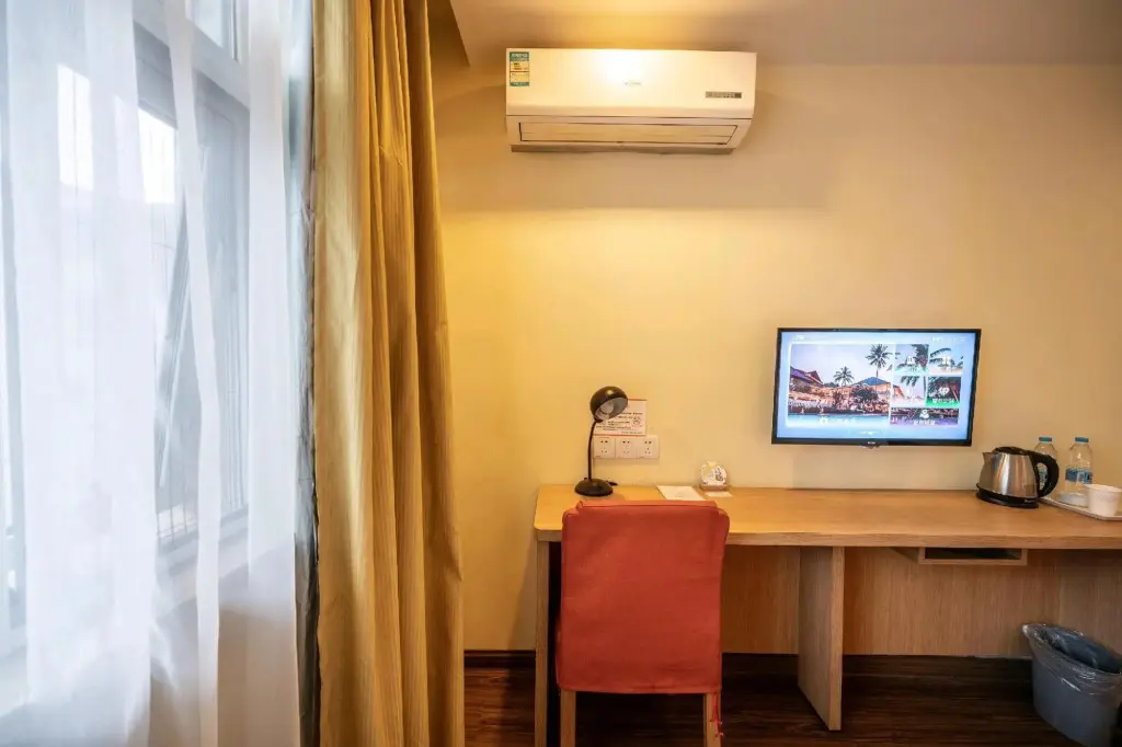 Дажоу: Homeinn Hotel (Dazhou Central Plaza Lao Da Yi Zhong)