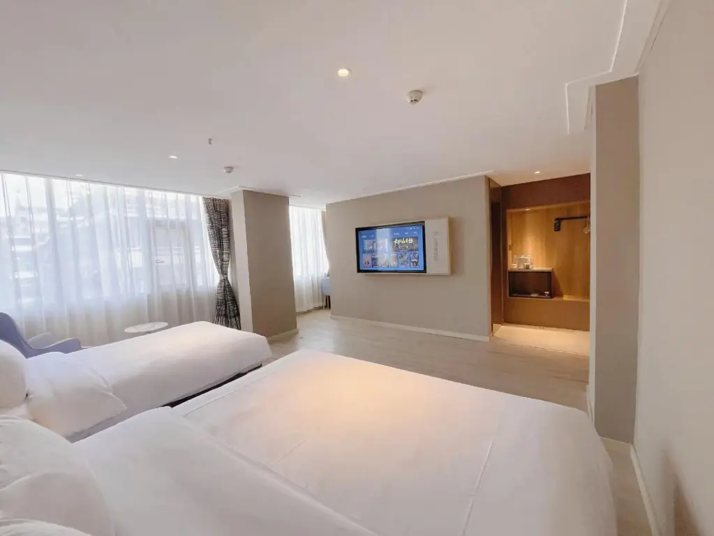 Дажоу: Homeinn Hotel (Dazhou Central Plaza Lao Da Yi Zhong)