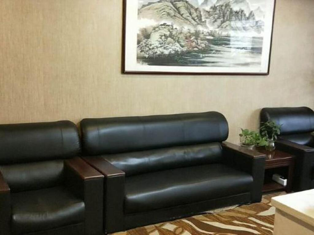 Xinlongfeng Hotel — фото 1