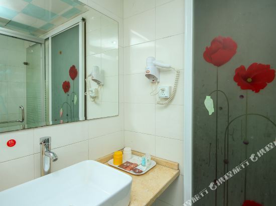 Чанчжоу: Home Inn Pebble Hotel (Changzhou University City)
